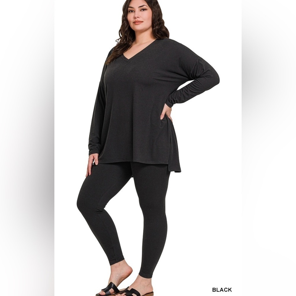 New!LAST ONE Plus Size black Long Sleeve Top and Leggings Set Size 1X 2X 3X